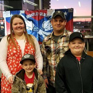 Meet your Posher, Sam